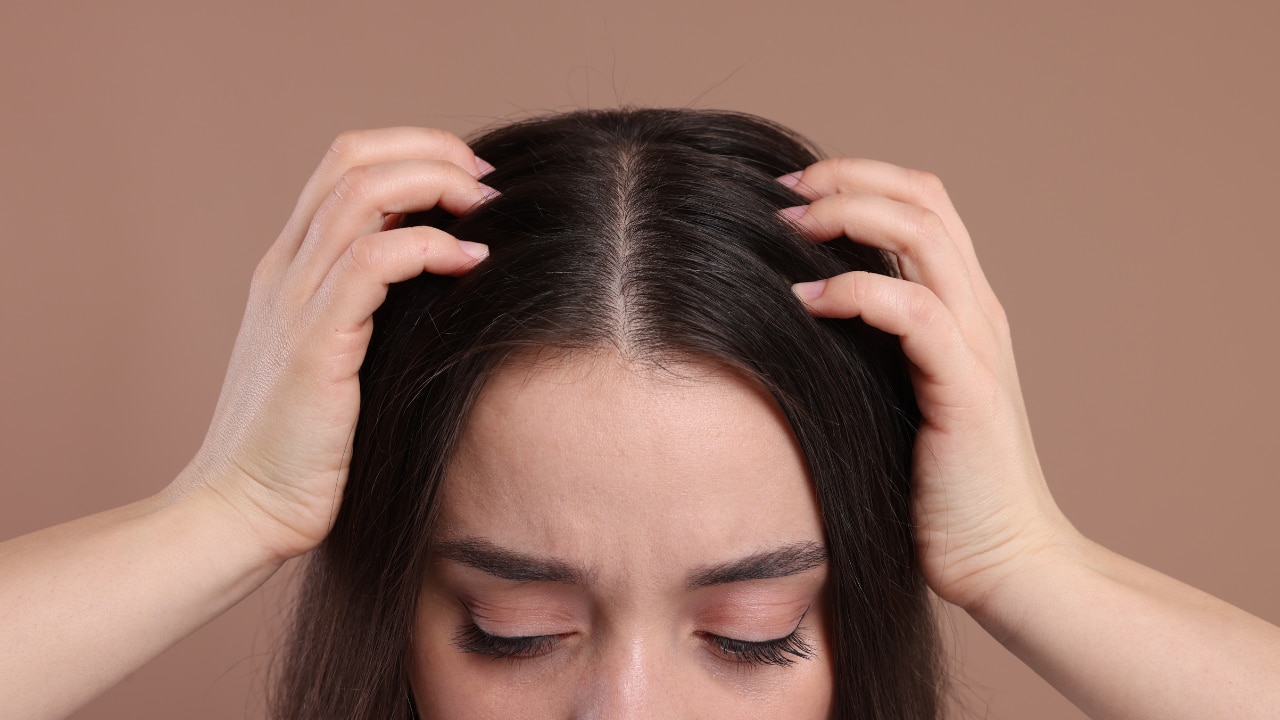 Improves Scalp Health: