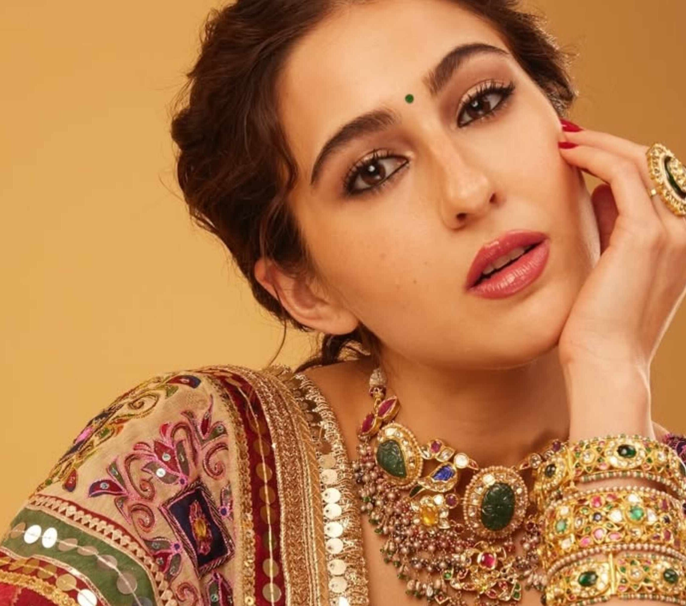 Image of How to Do Diwali Makeup: Try Stunning Looks for This Festival Season