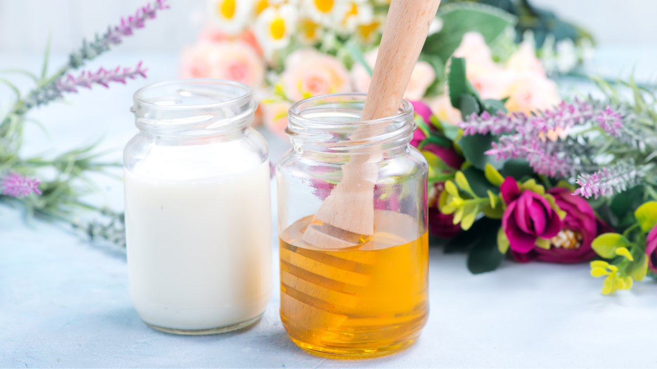 2. Honey and Milk Pack
