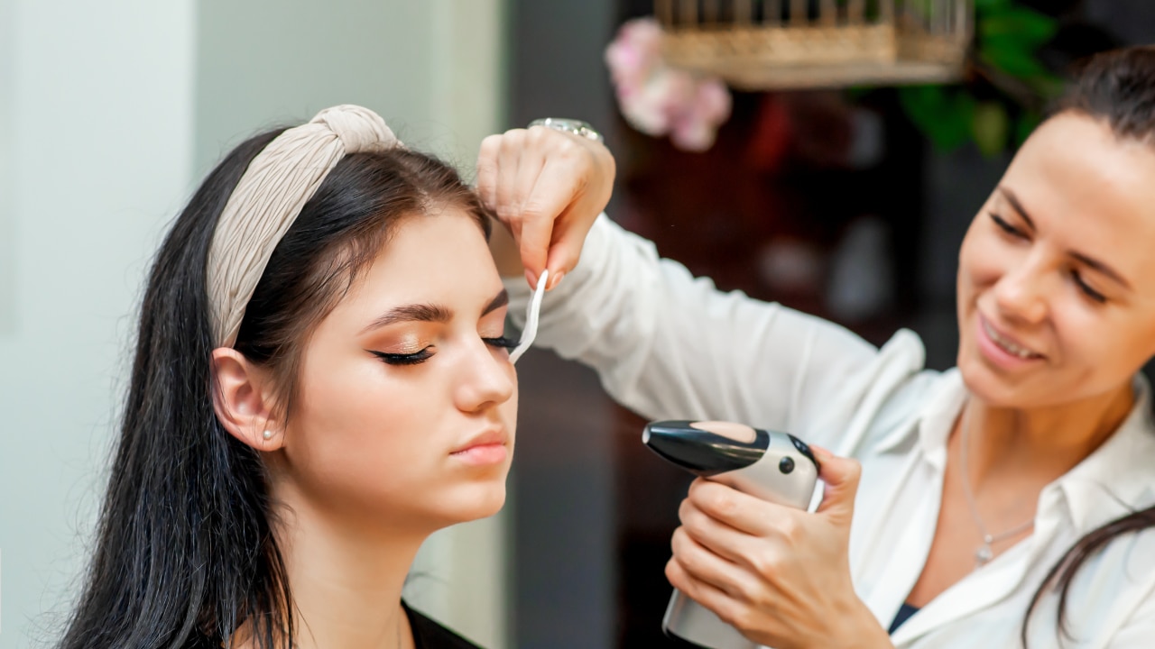 Airbrush Bridal Makeup Techniques