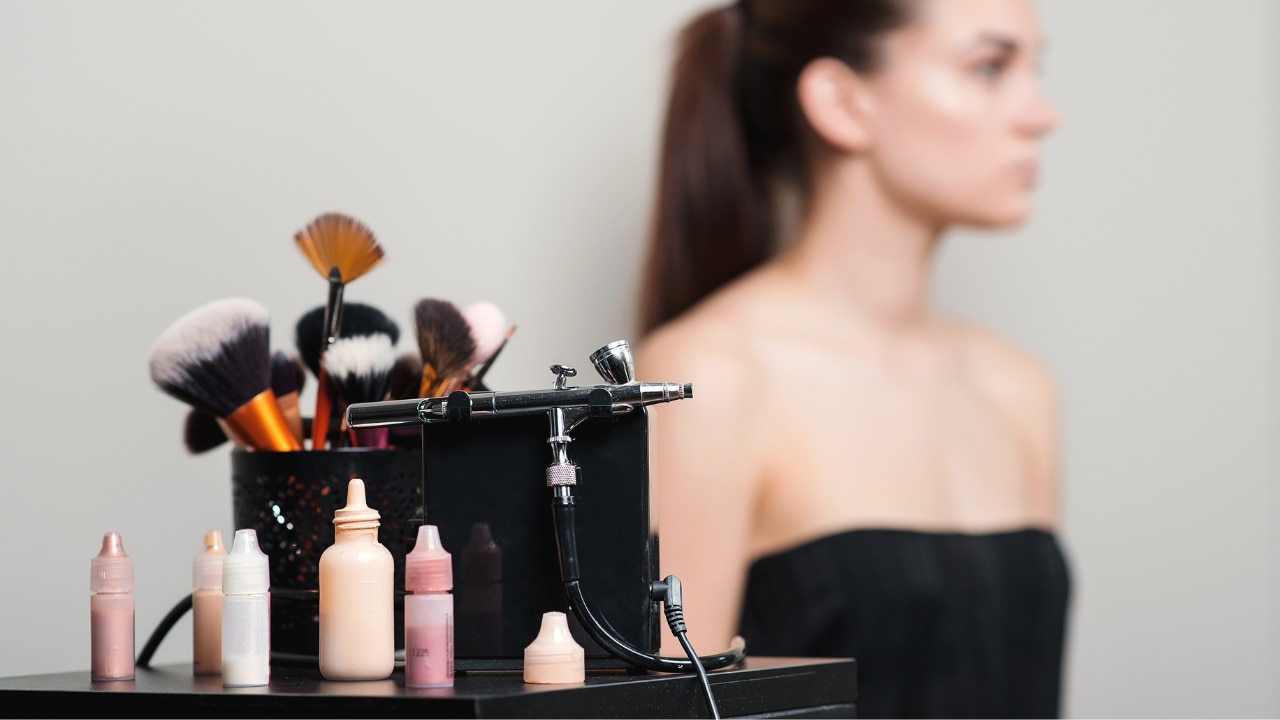 Airbrush Makeup vs HD Makeup