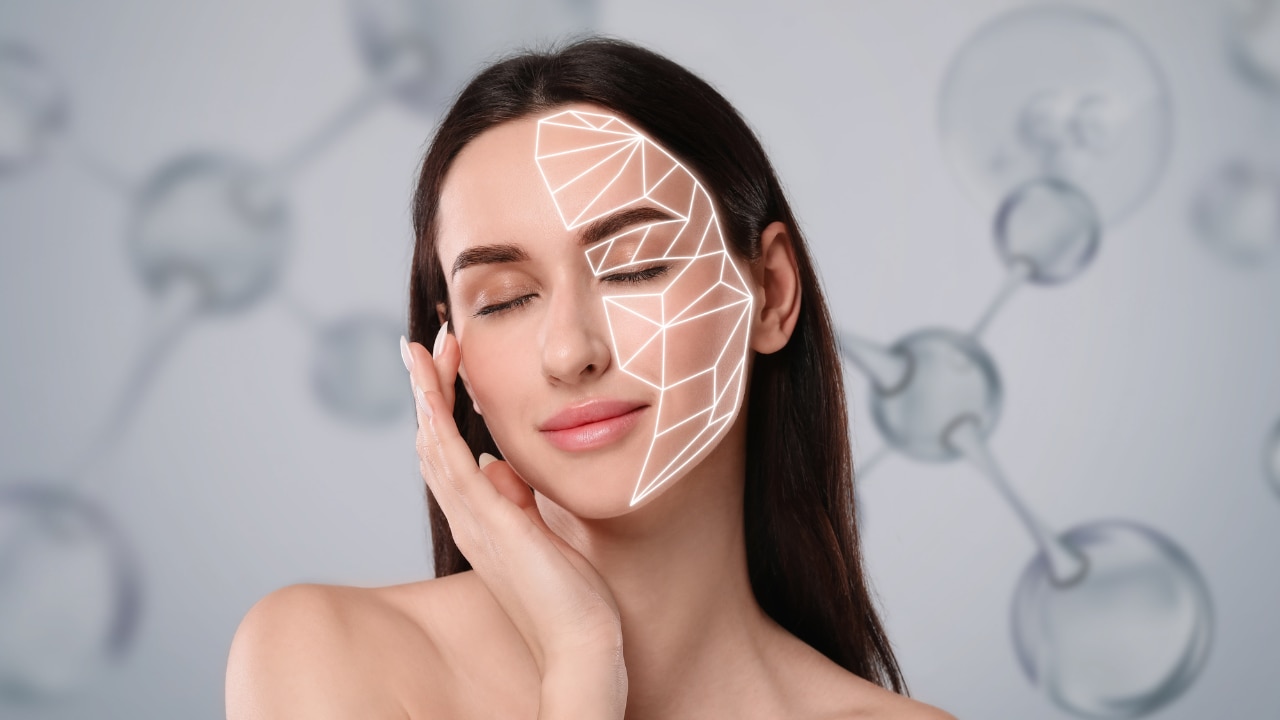 1. Boosts Collagen Production: