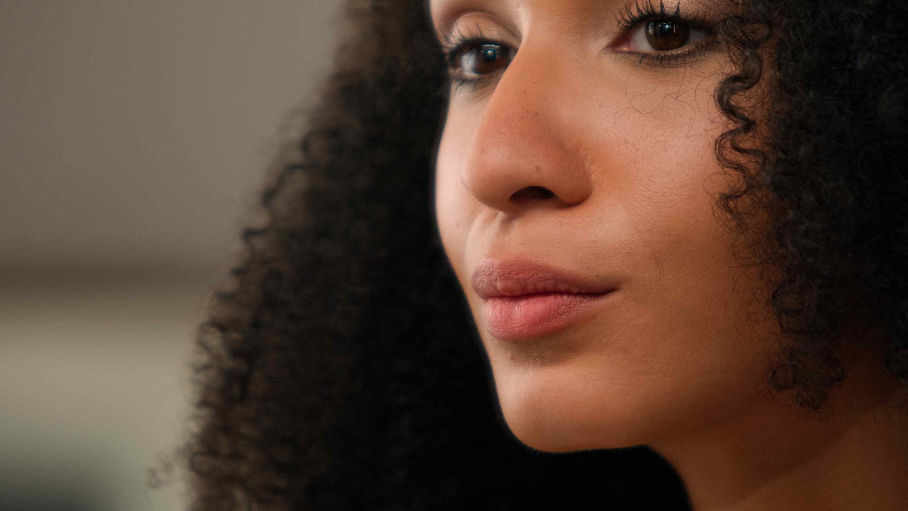 Who Should Use Lip Oil? -