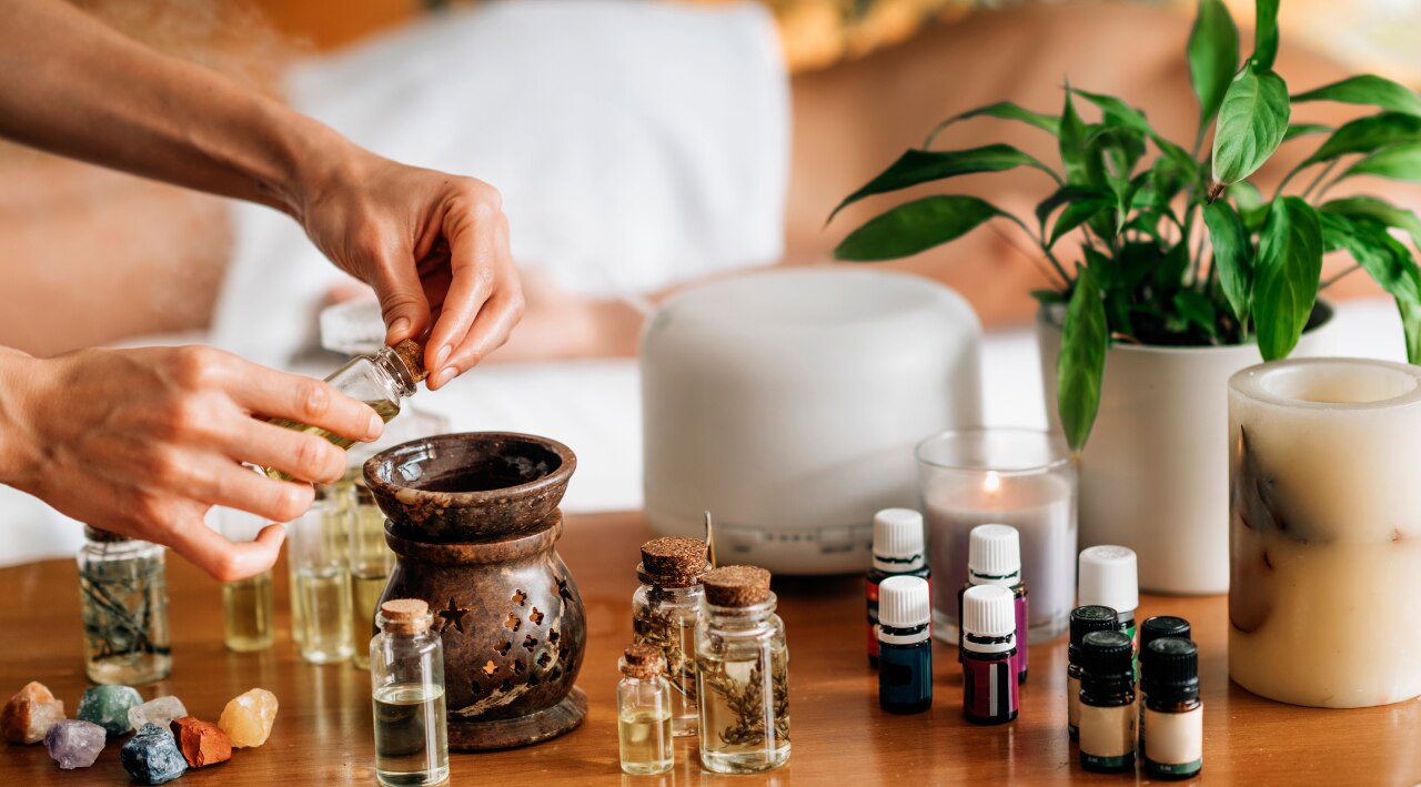 How to Combine Pumpkin Seed Oil in Your Hair Routine