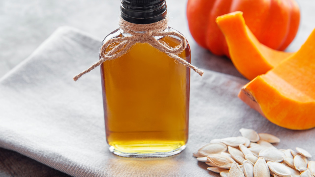 How to Use Pumpkin Seed Oil Orally for Hair Growth