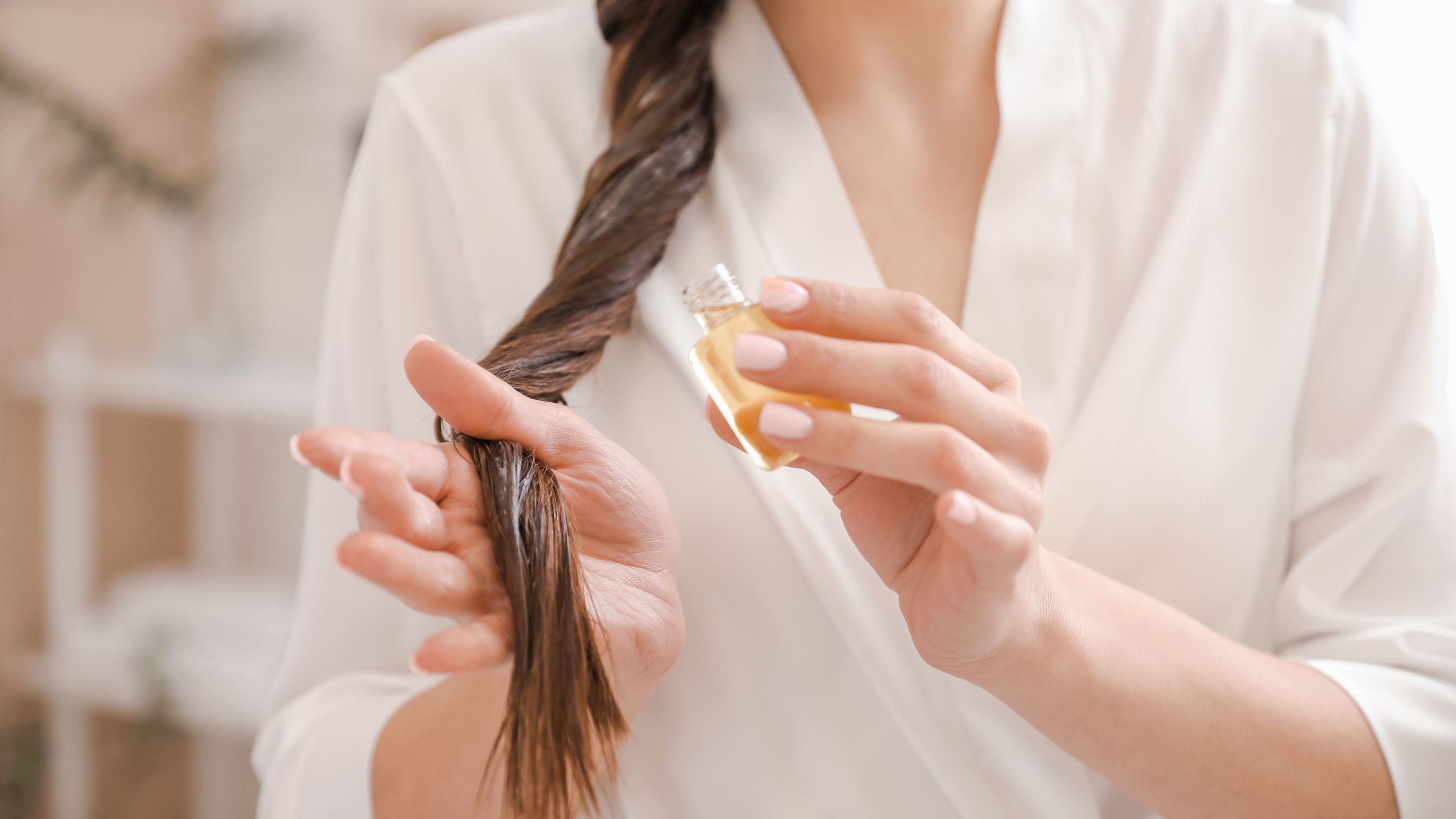 Benefits of Using Oils for Low Porosity Hair