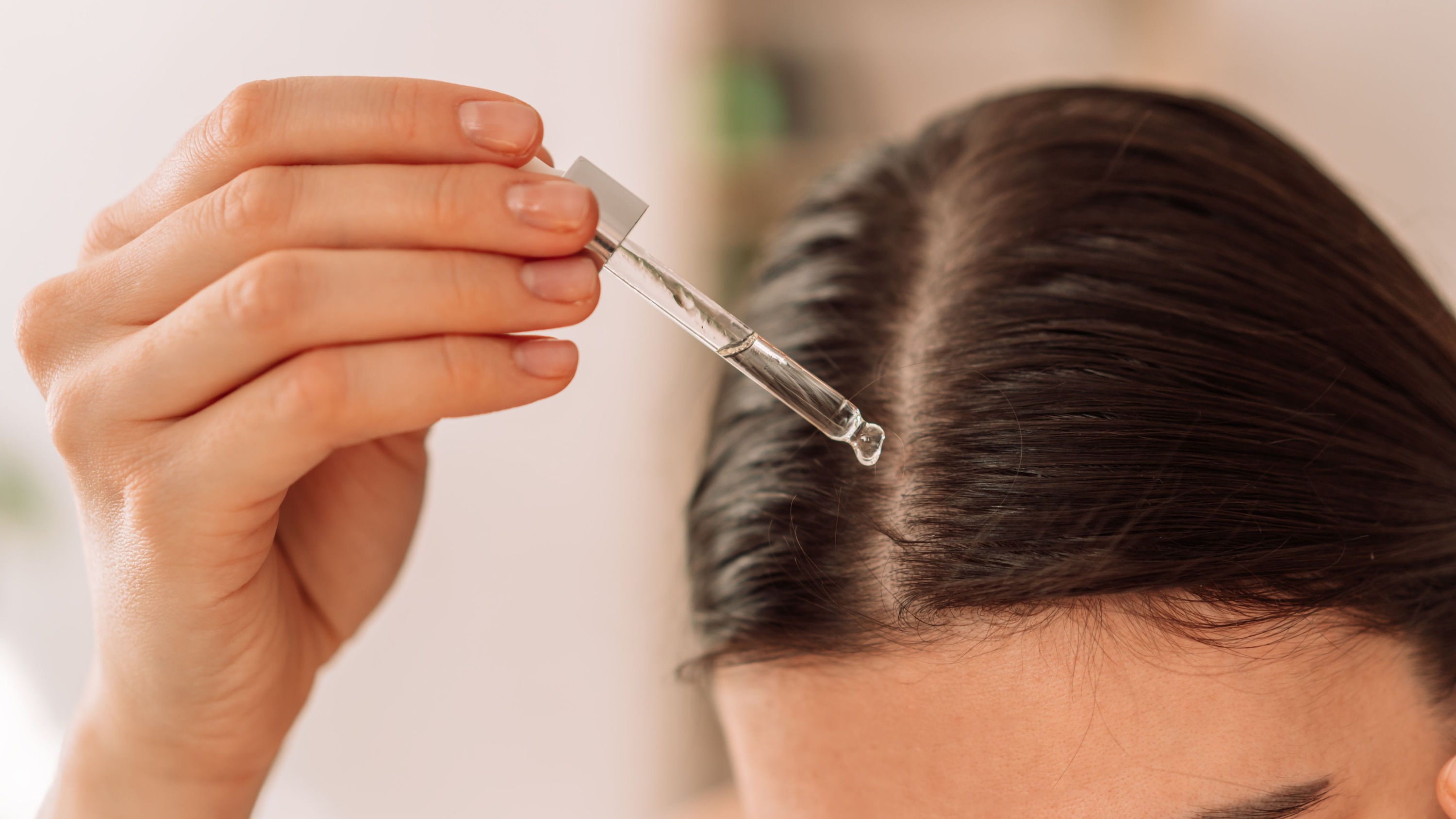 How to Choose the Right Oil for Your Hair