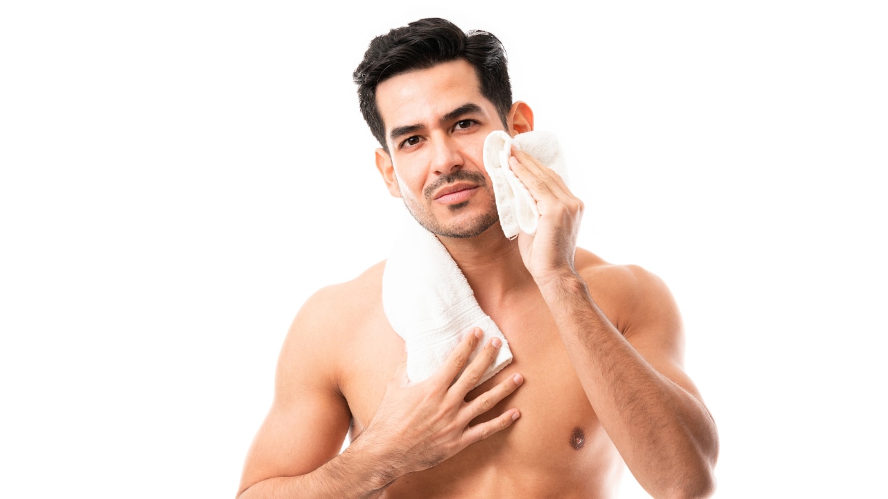 1. Simple Purifying Gel Face Wash with Thyme & Witch Hazel