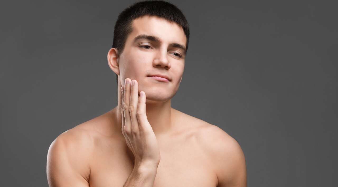 Why Men’s Skin Is Prone to Oiliness