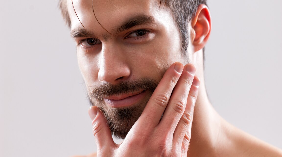 Face wash for oily skin in men