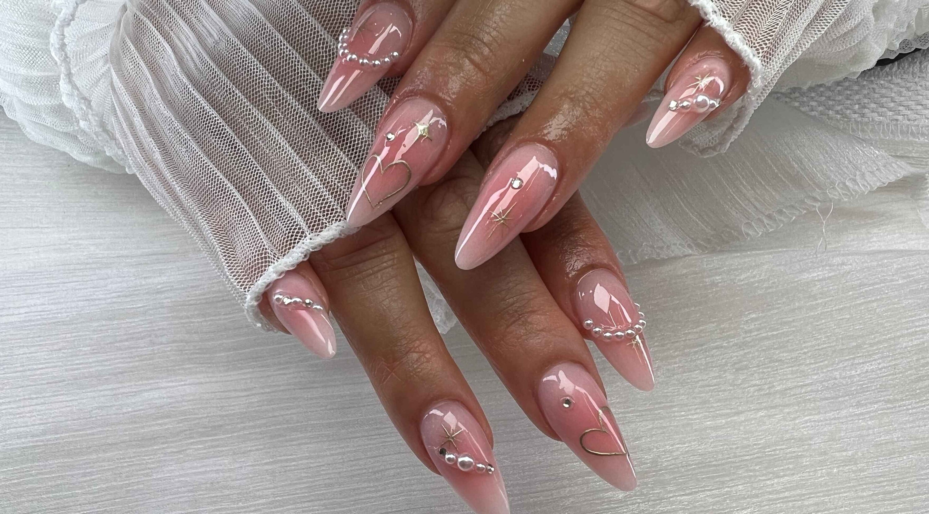 18. Blush Pink Aura Nails
