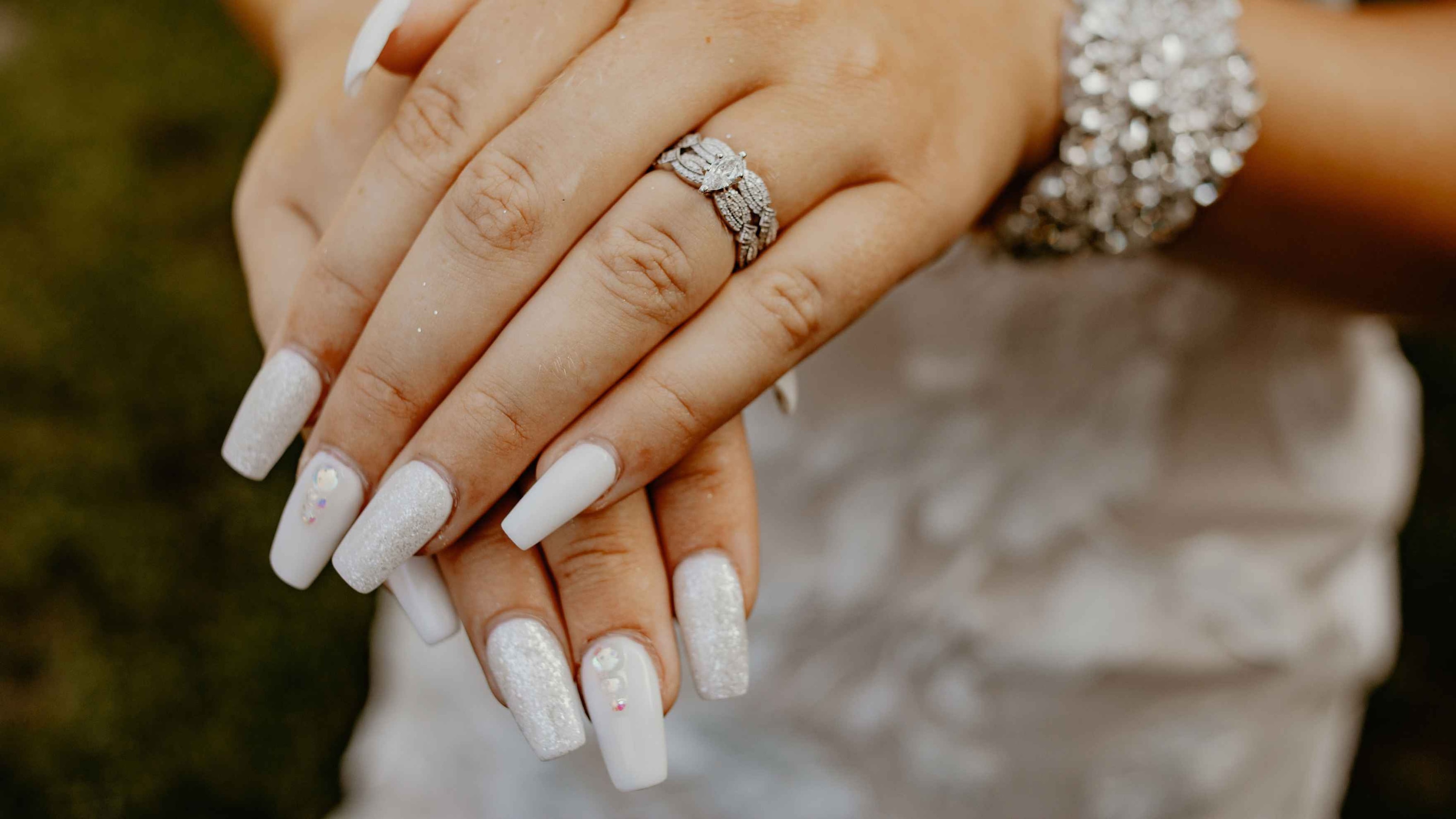 How to Choose the Right Nail Art for Your Wedding Look