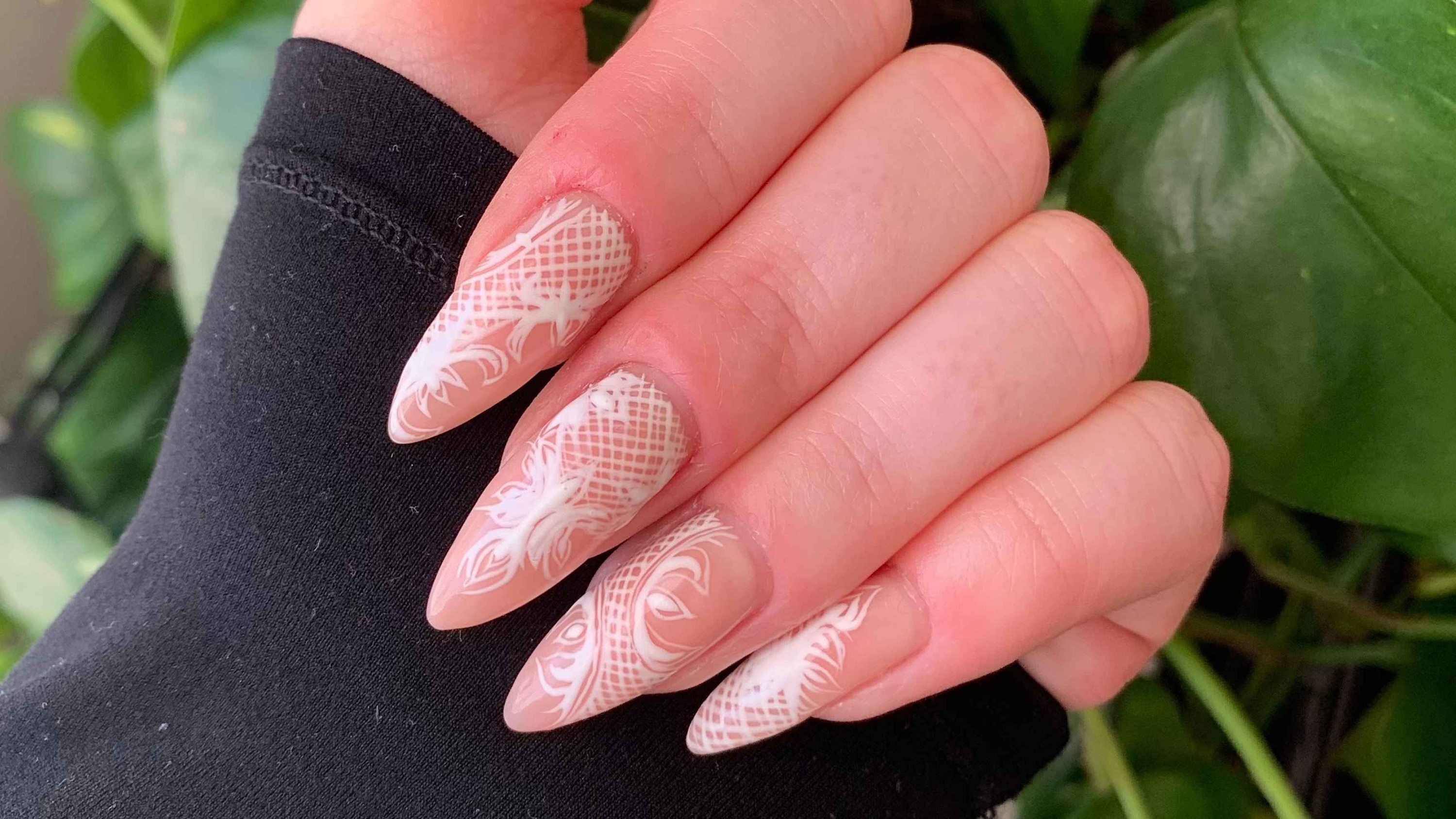 14. Lace-Inspired Art