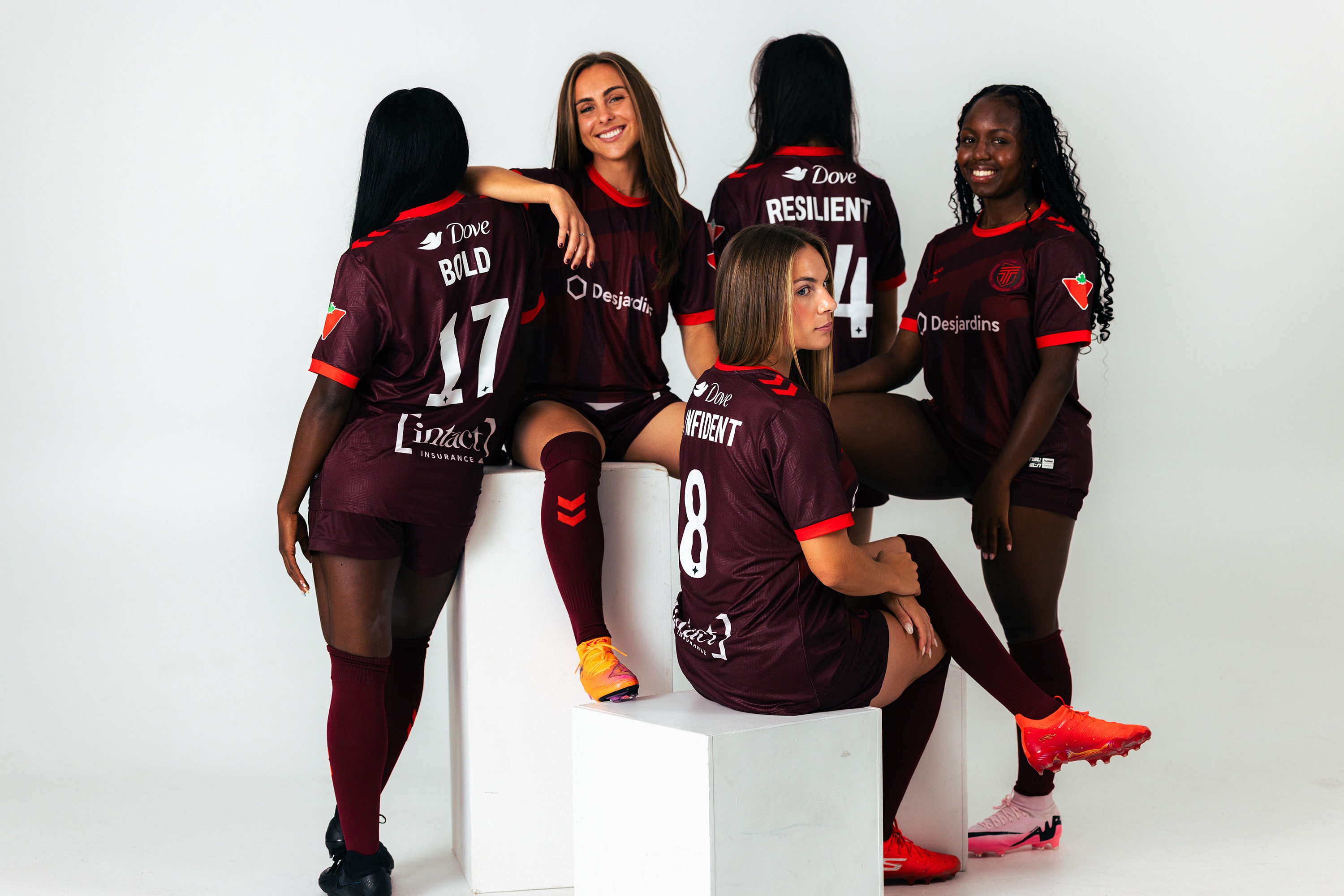 AFC Toronto players reimagine their jerseys during the Fan Appreciation Match as part of Dove’s global #ChangeTheCompliment campaign