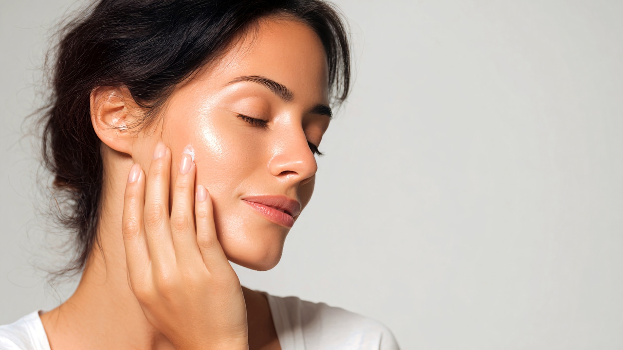 How to Use Sunscreen in Winter