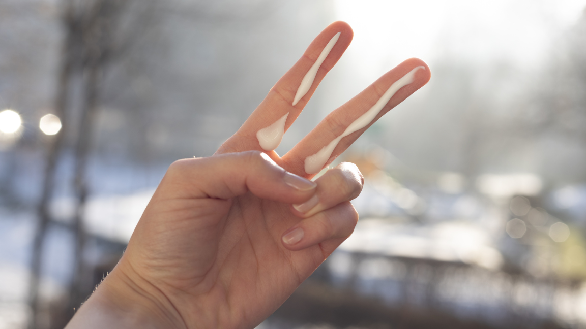How to Choose Right Sunscreen in Winter