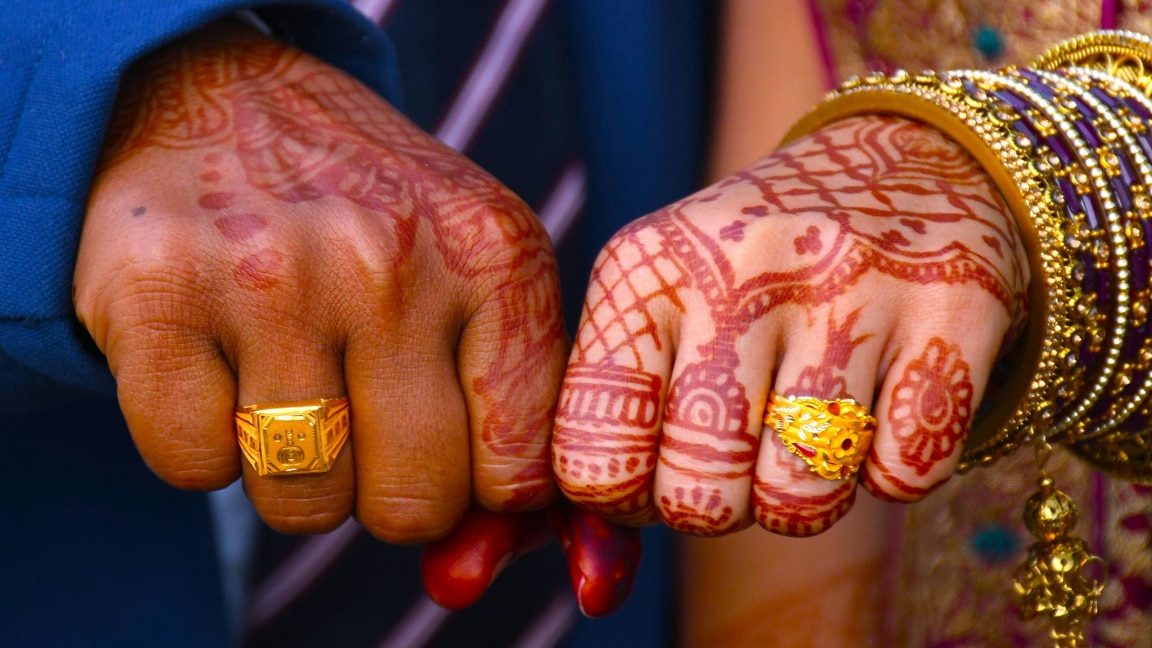 Unique Groom Mehndi Design Ideas for Wedding Day