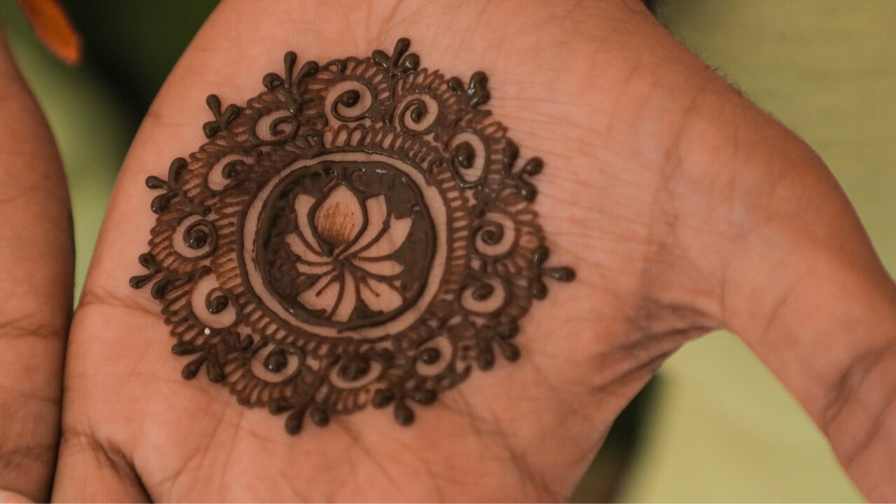 1. Minimal Mandala Design