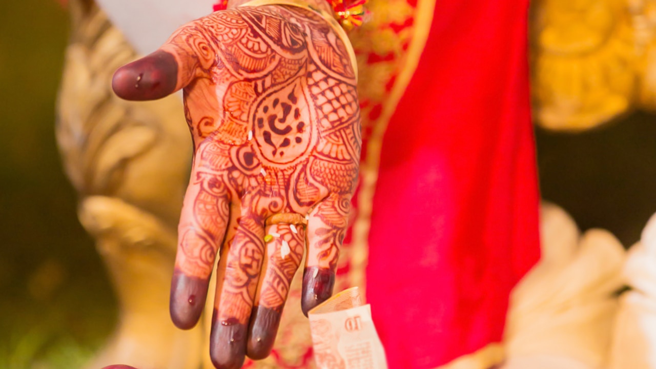 14. Full Palm Traditional Mehndi