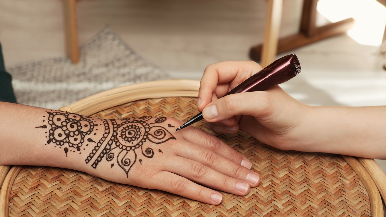 7. Tribal Mehndi Design