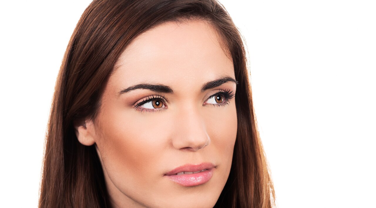 3. The S-Shaped Brow