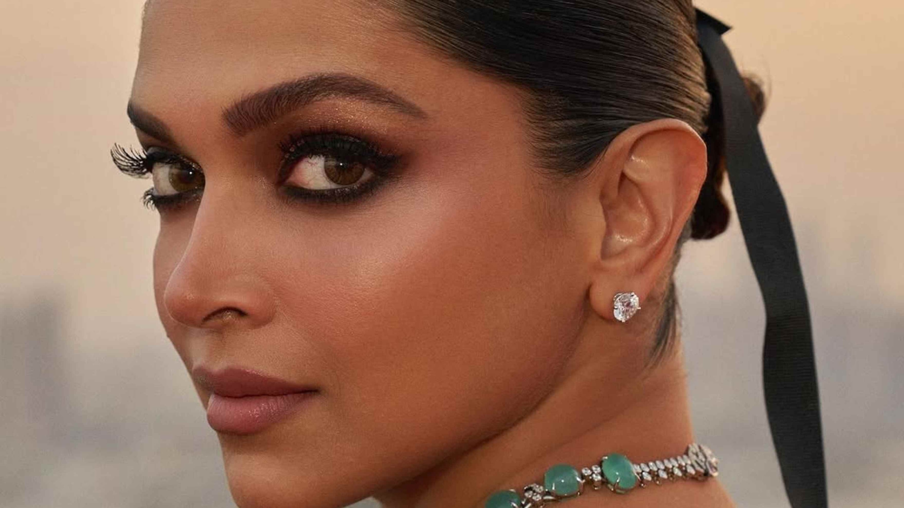 For people with almond-shaped eyes: