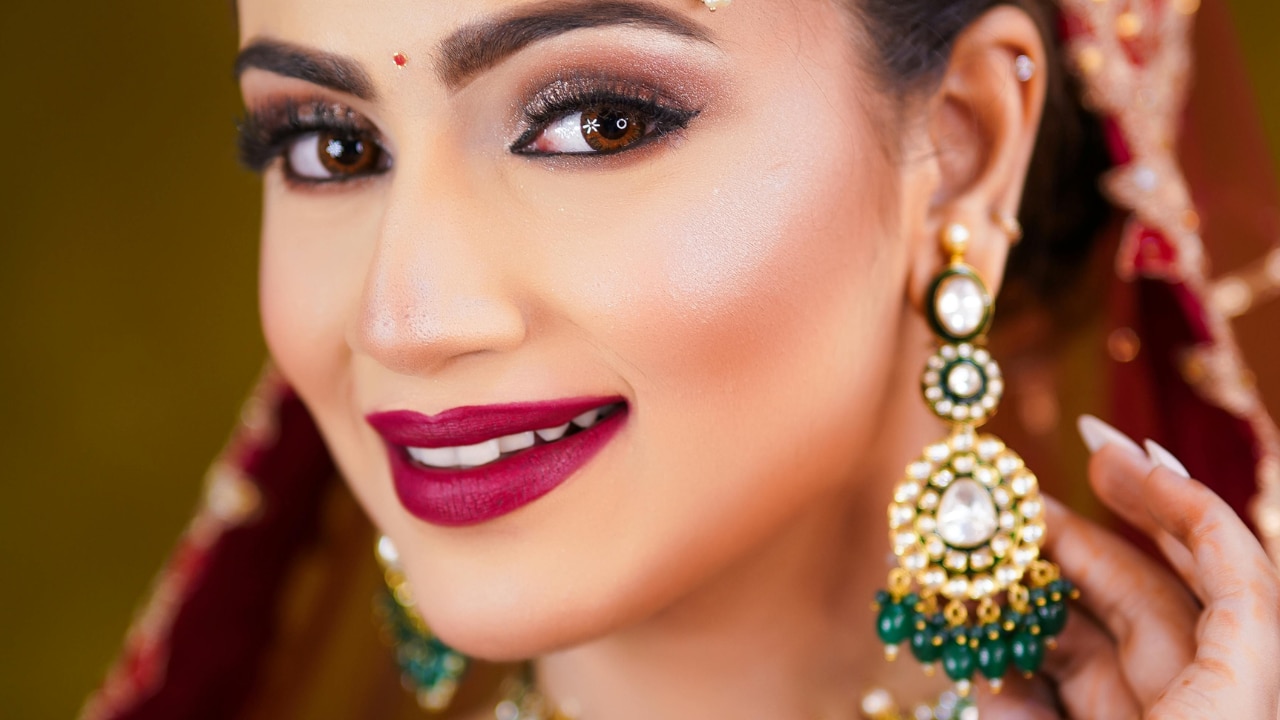 4. The Traditional Lip: