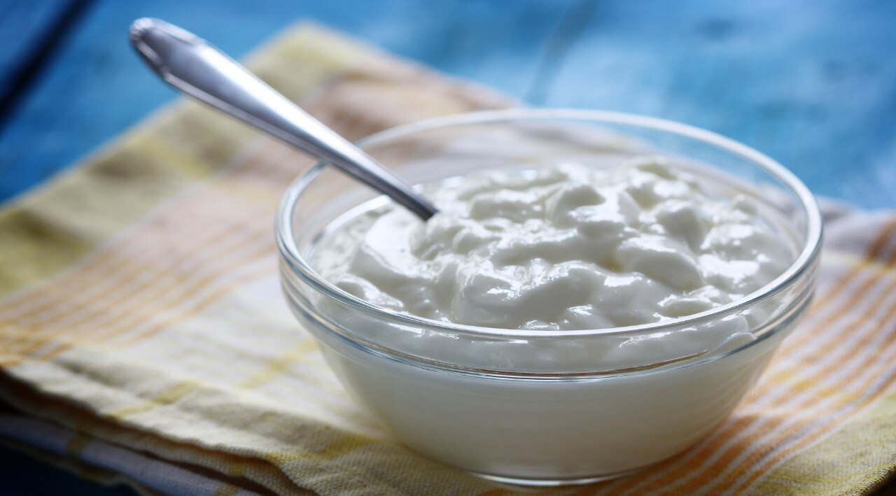Curd Honey Face Pack (The Hydrating Smoother):