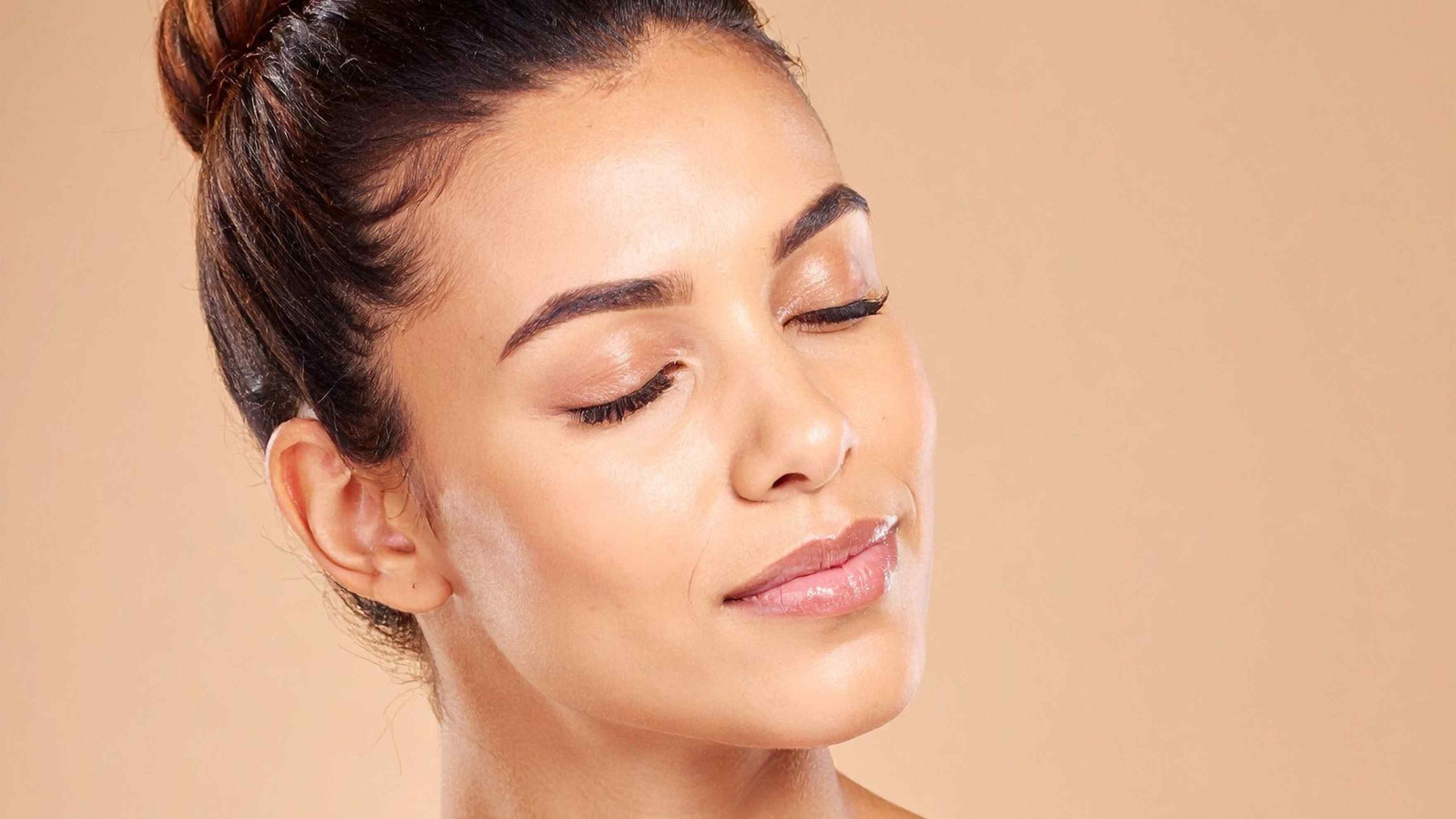 Fights Acne Bacteria: