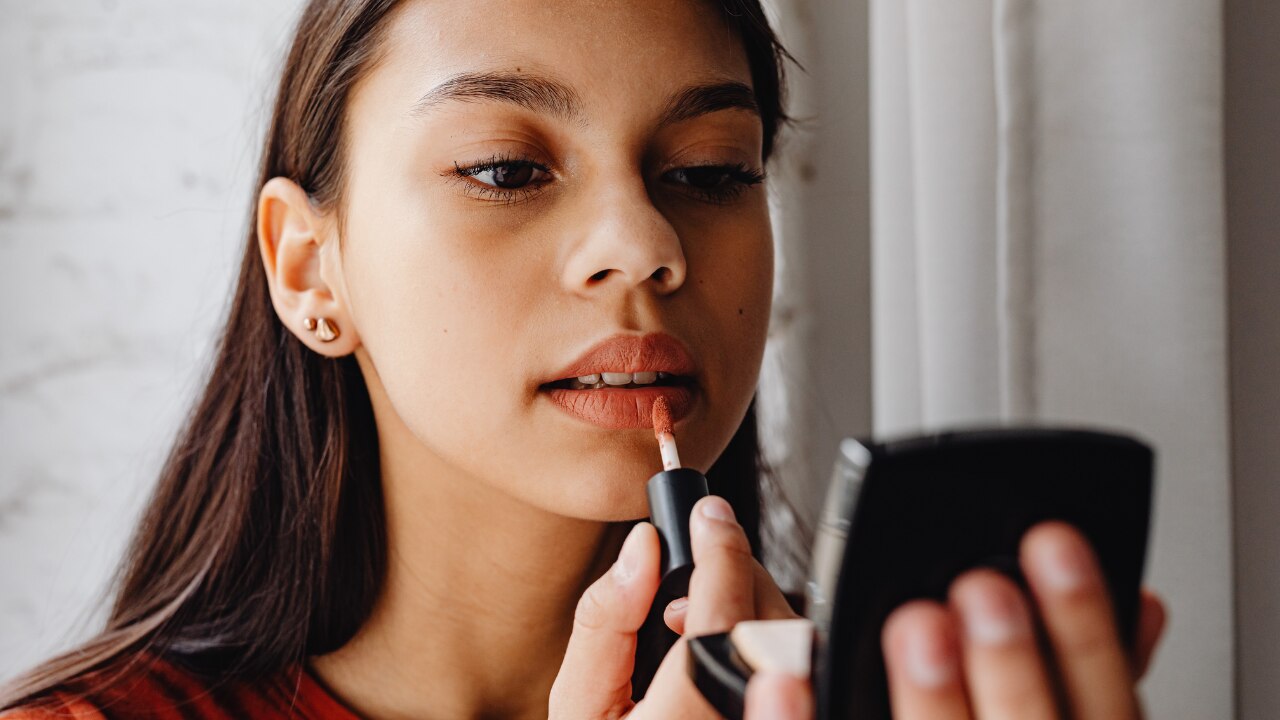 Serves as an Excellent Lip Primer