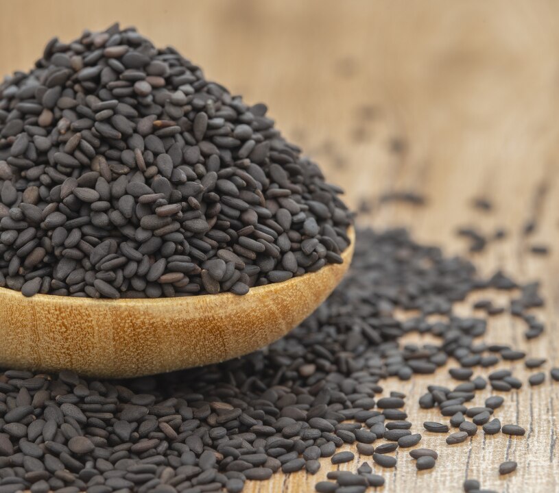 Image of Black Sesame Seeds: Benefits, How to Eat Them & Daily Nutrition Tips