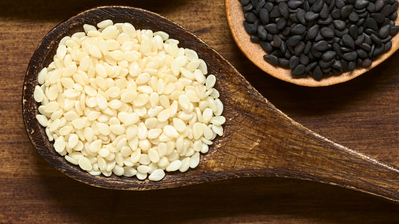 Black vs White Sesame Seeds: Which Is Better for Skin?