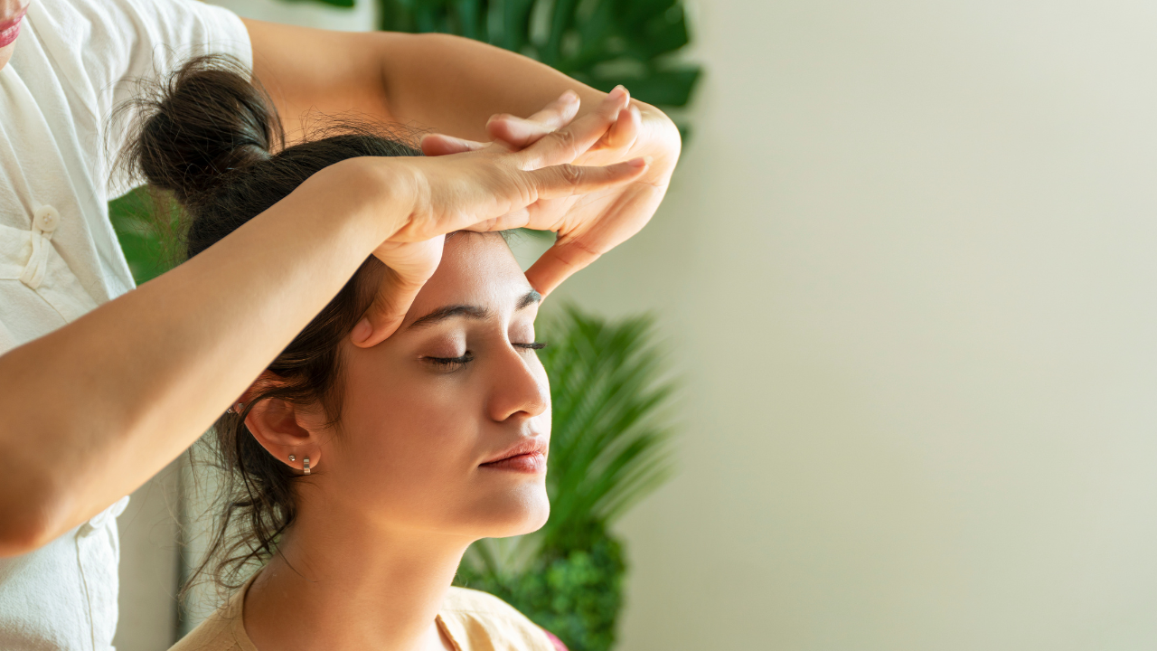How to Do Head Massage