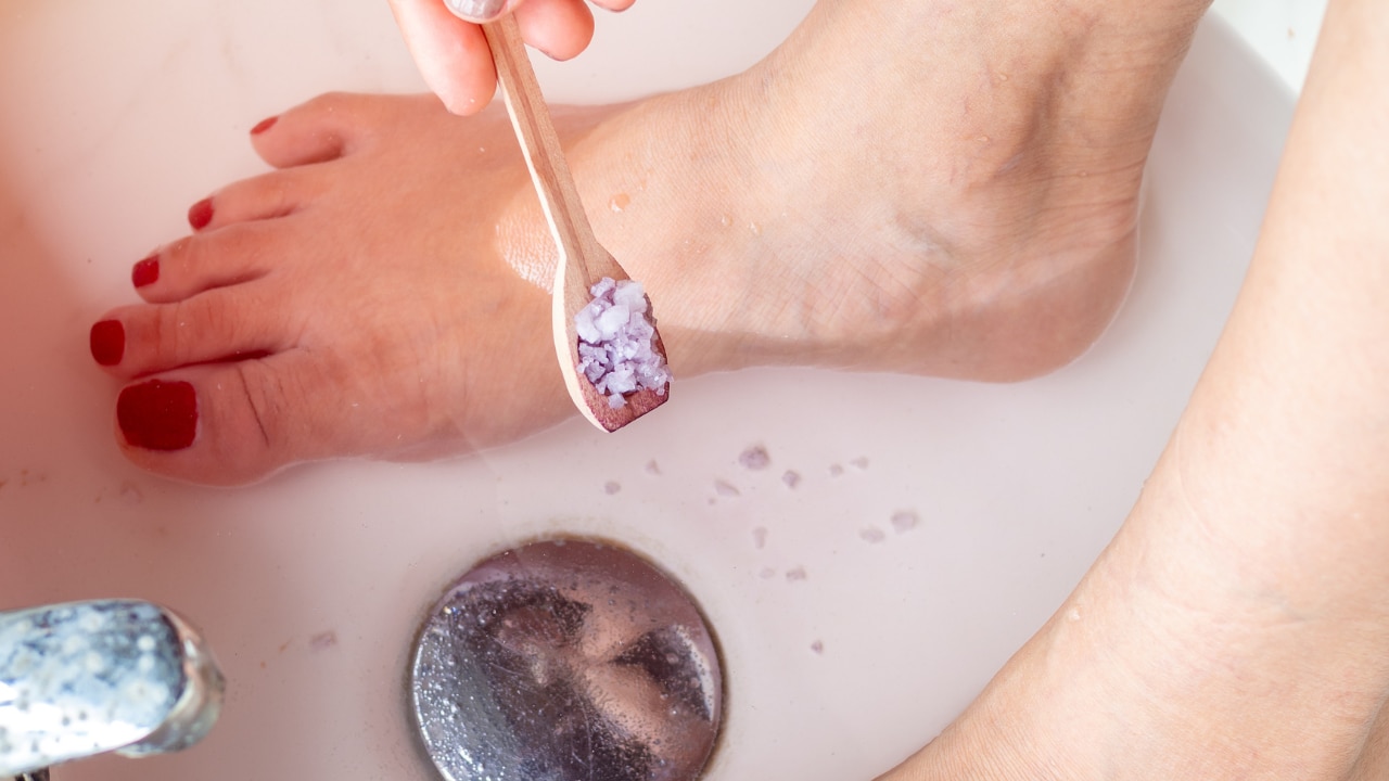 2. Epsom Salt & Essential Oil Soak