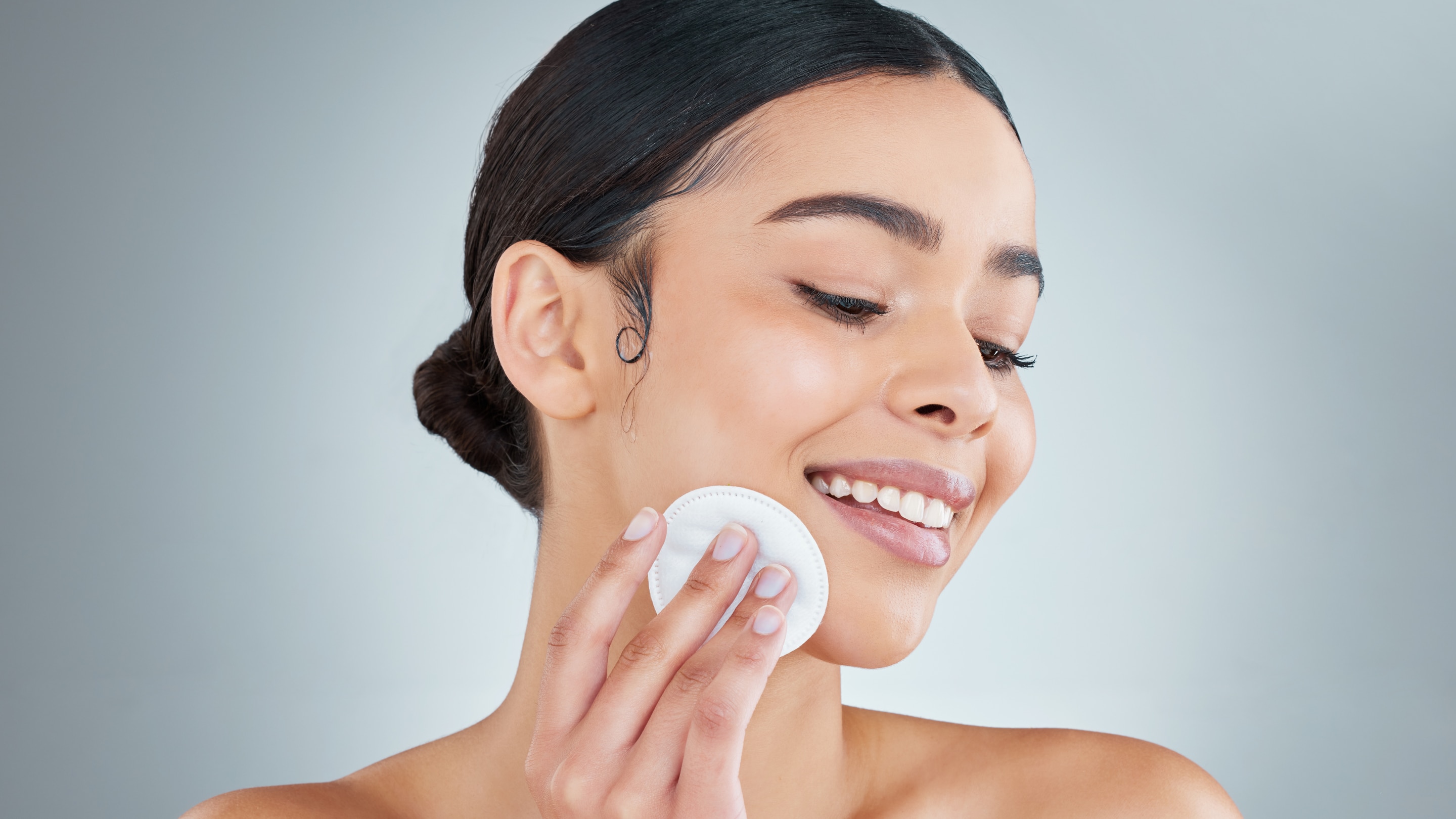 1. Gently Exfoliates the Skin