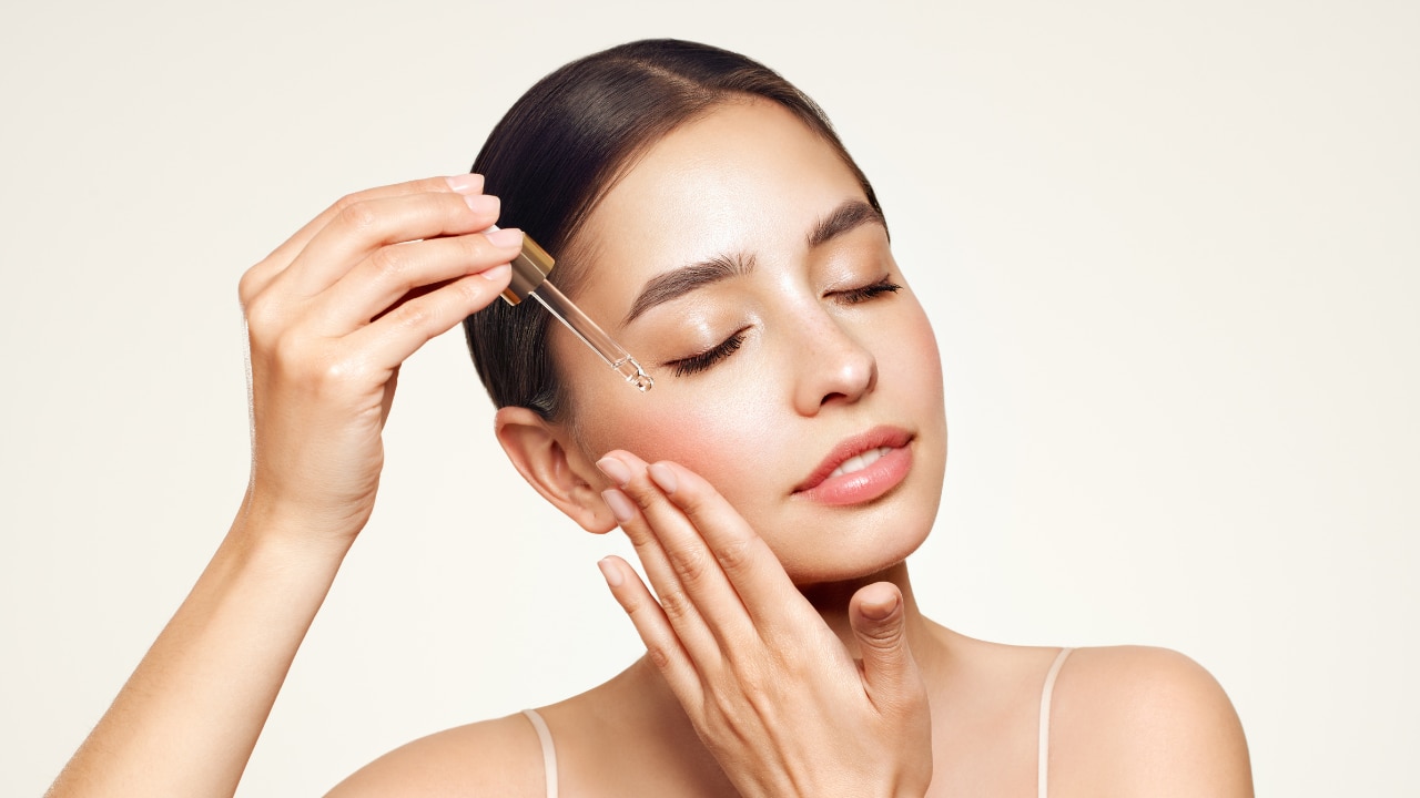 What Is Tea Tree Oil and Why It’s Good for Your Face