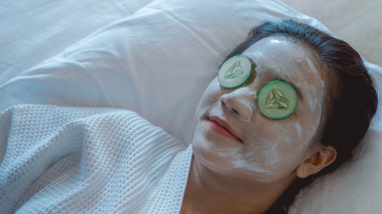 What Is an Overnight Face Mask?