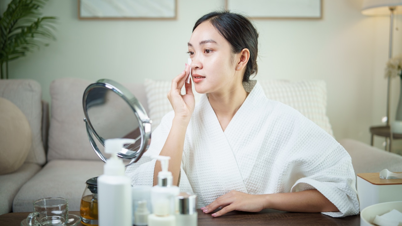 1. ACV Skin Toner (The Most Popular Use)