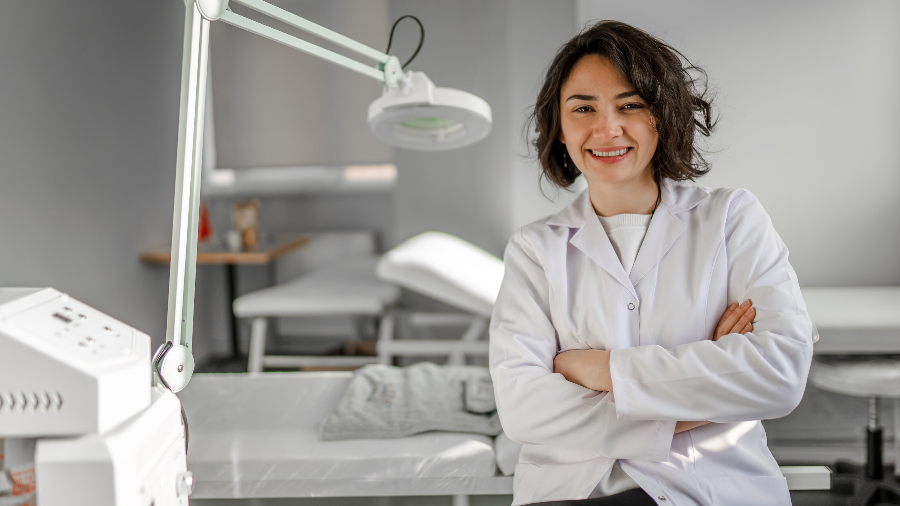 When to Consult a Dermatologist