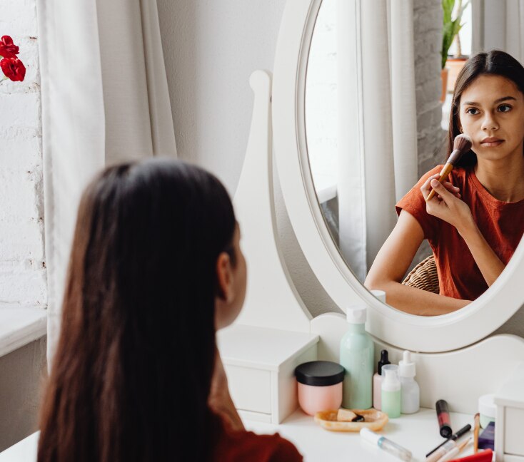 Image of Simple Makeup for Teenagers: Look Fresh Without Overdoing It