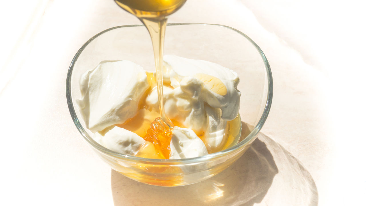 3. Yoghurt and Argan Oil Mask