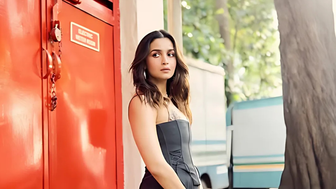 16. Step Feather Cut