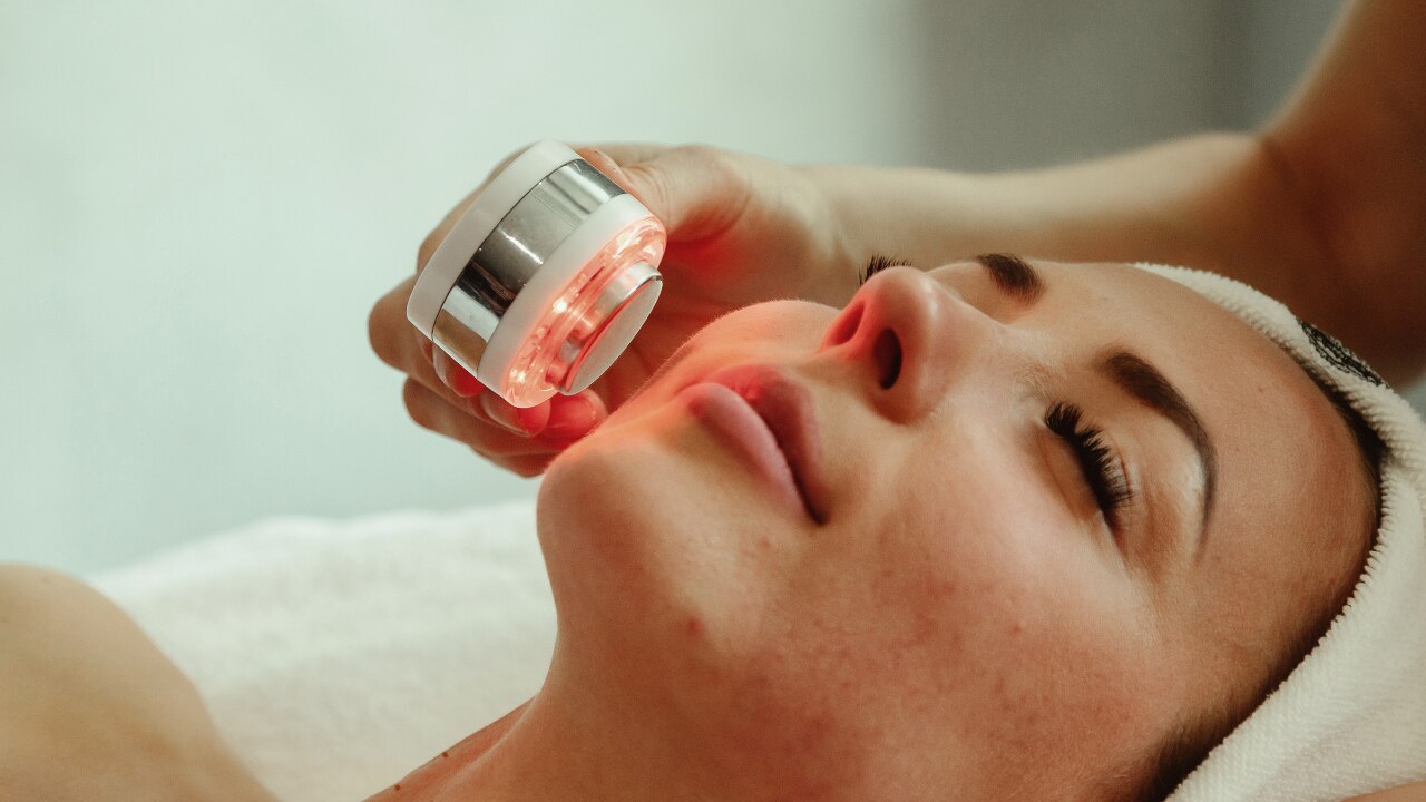 Low-energy laser treatment