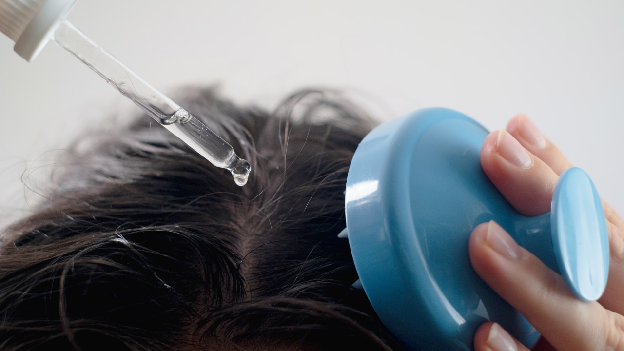 4. As a Scalp Massage Oil