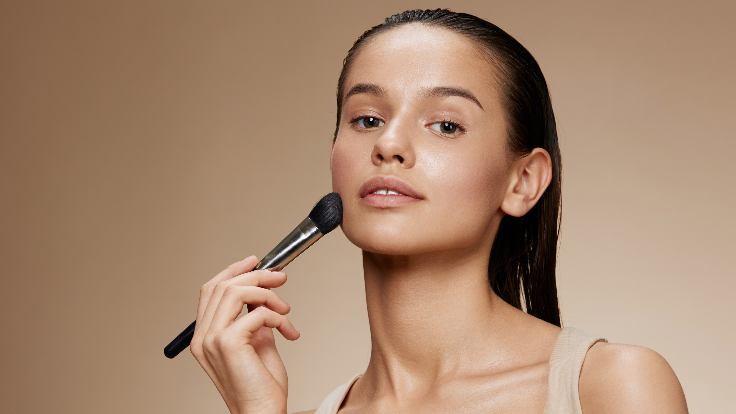What Is Bronzer and What It Does