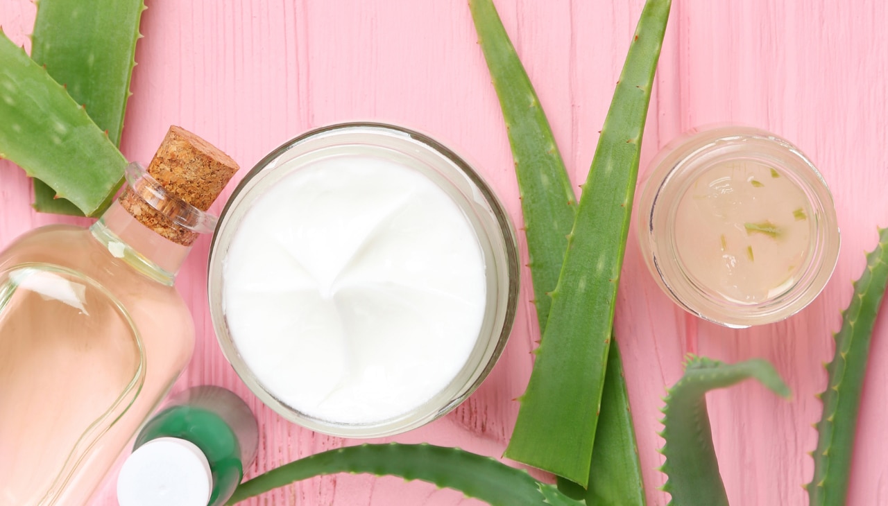 3. Yogurt and Aloe Vera Hair Mask