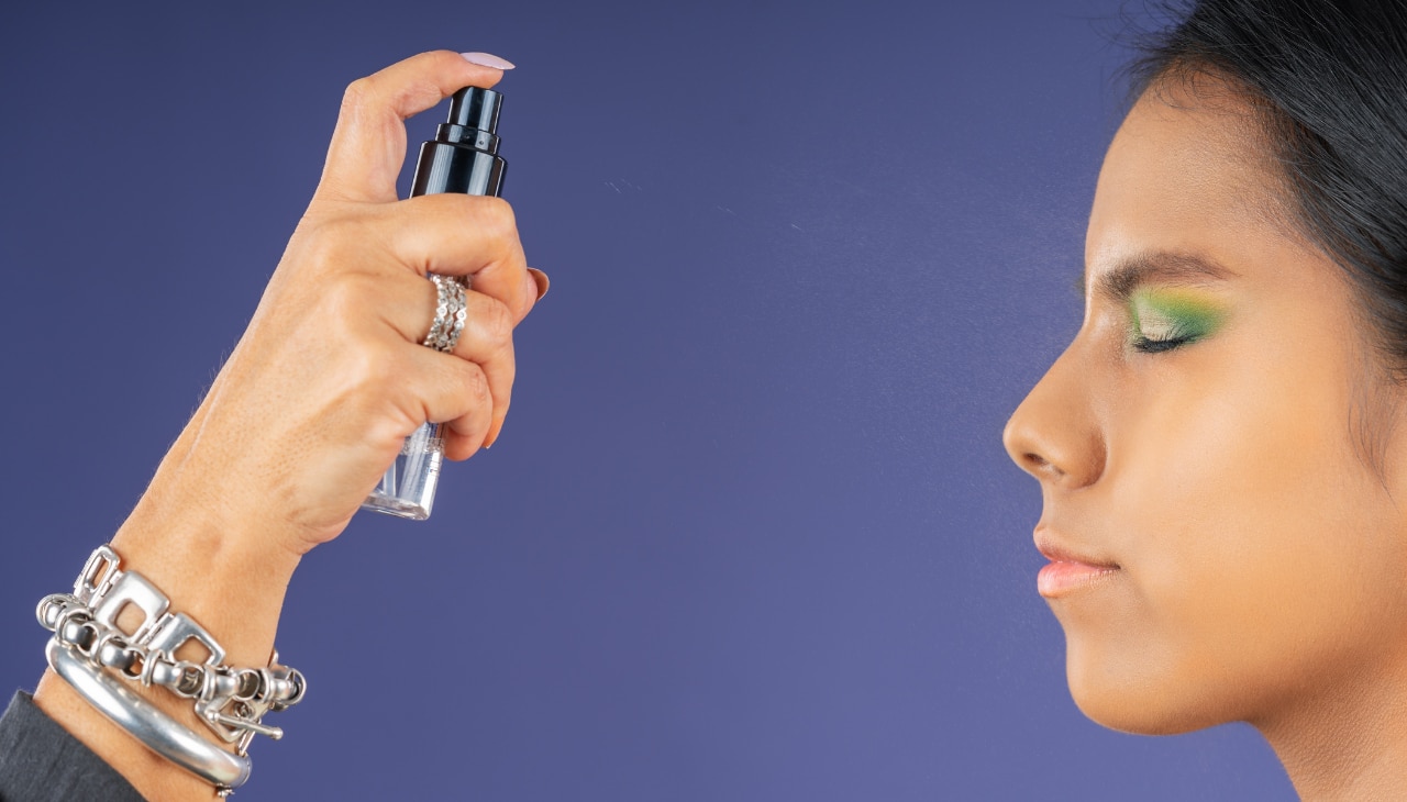 Close Your Eyes and Lips: