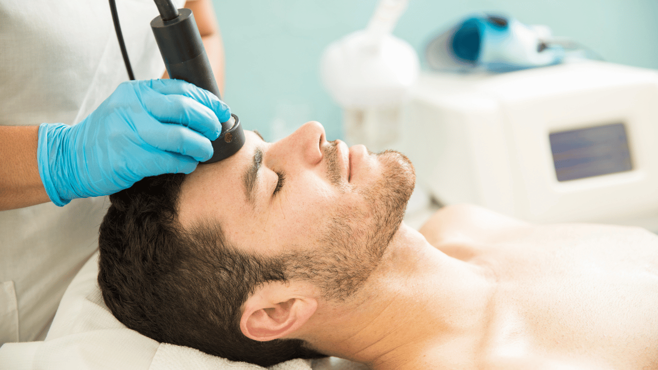 LLLT (Low-Level Laser Therapy):