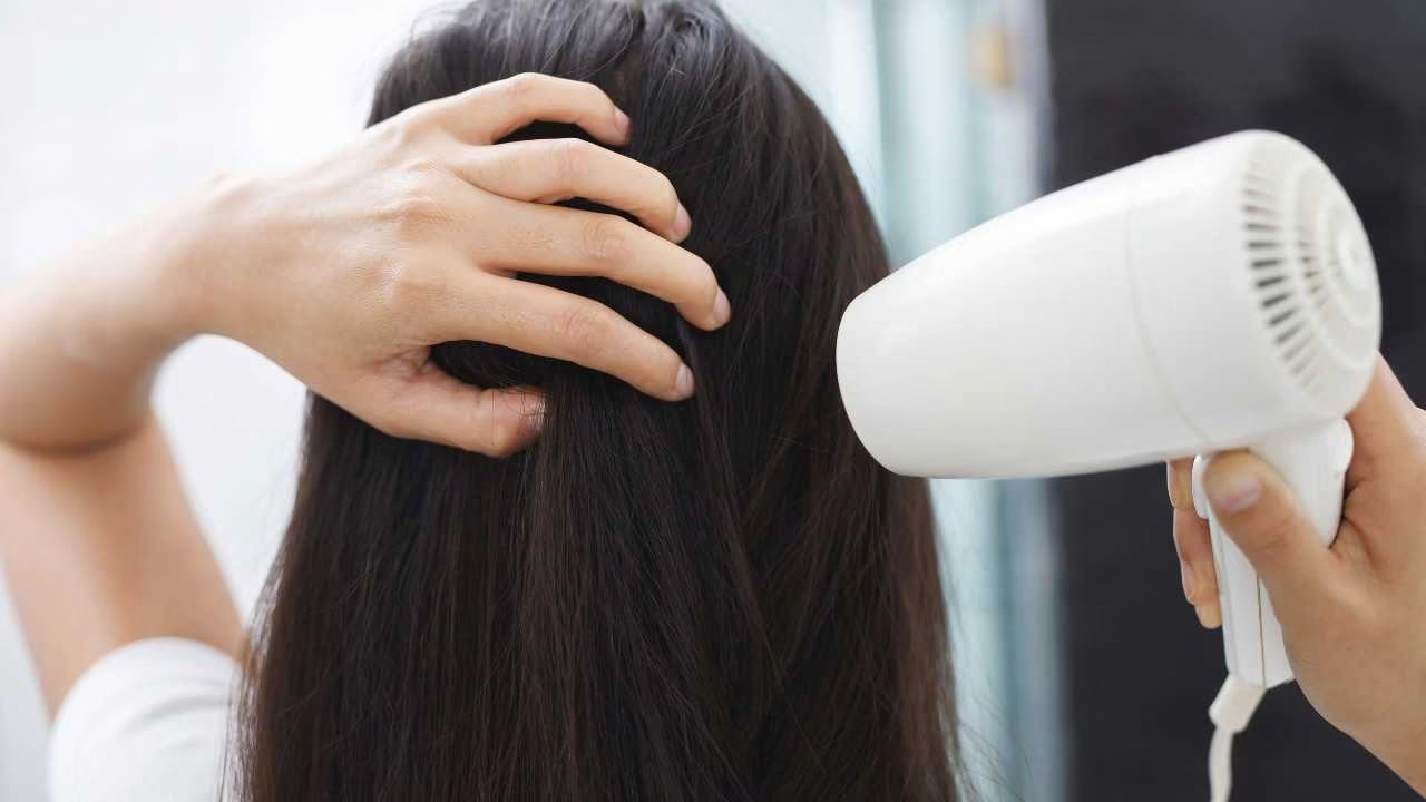 how-to-use-a-hot-and-cold-hair-dryer-for-the-perfect-blowout