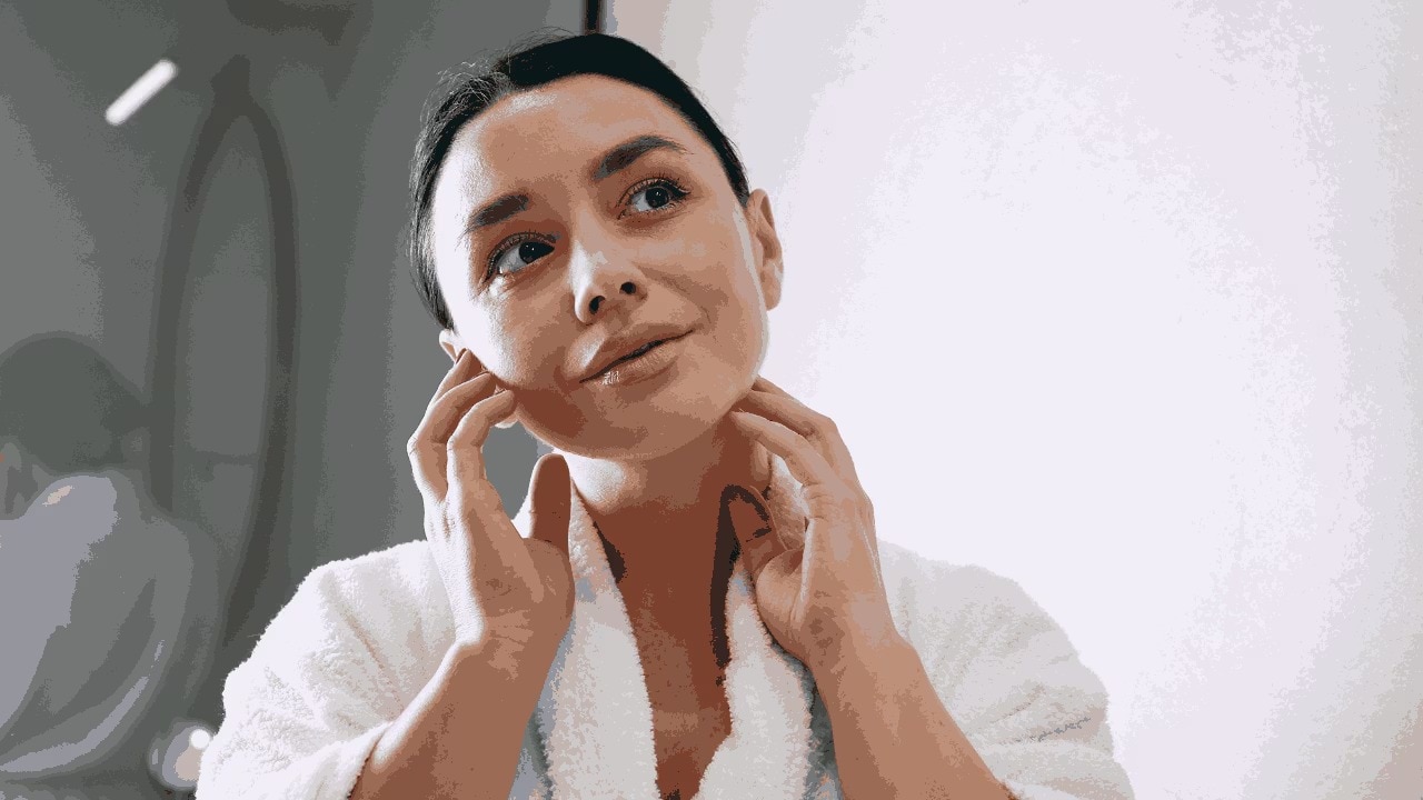 How Skin Reacts to Sun Exposure & Environmental Stressors